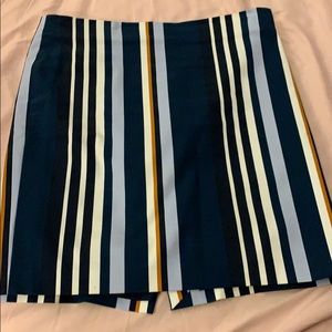 Ann Taylor pencil skirt. Size 16